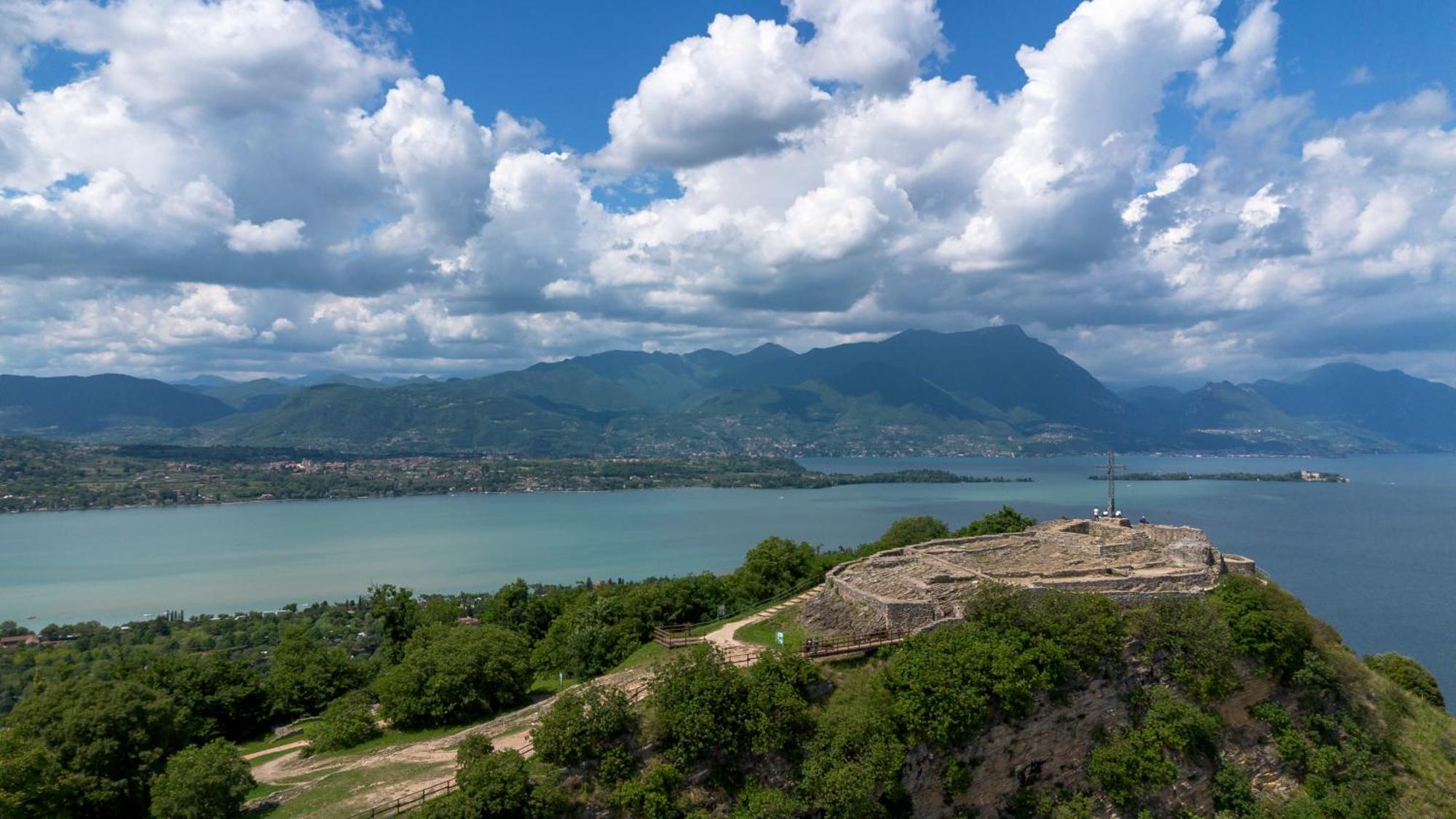Agriturismo La Filanda Manerba del Garda Bagian luar foto