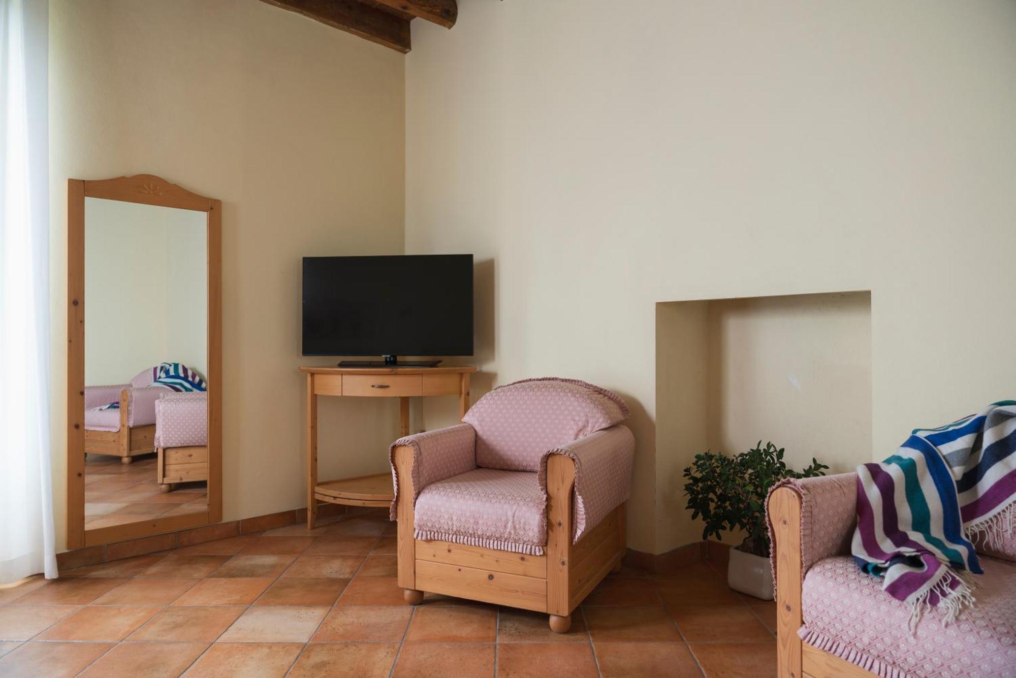 Agriturismo La Filanda Manerba del Garda Bagian luar foto