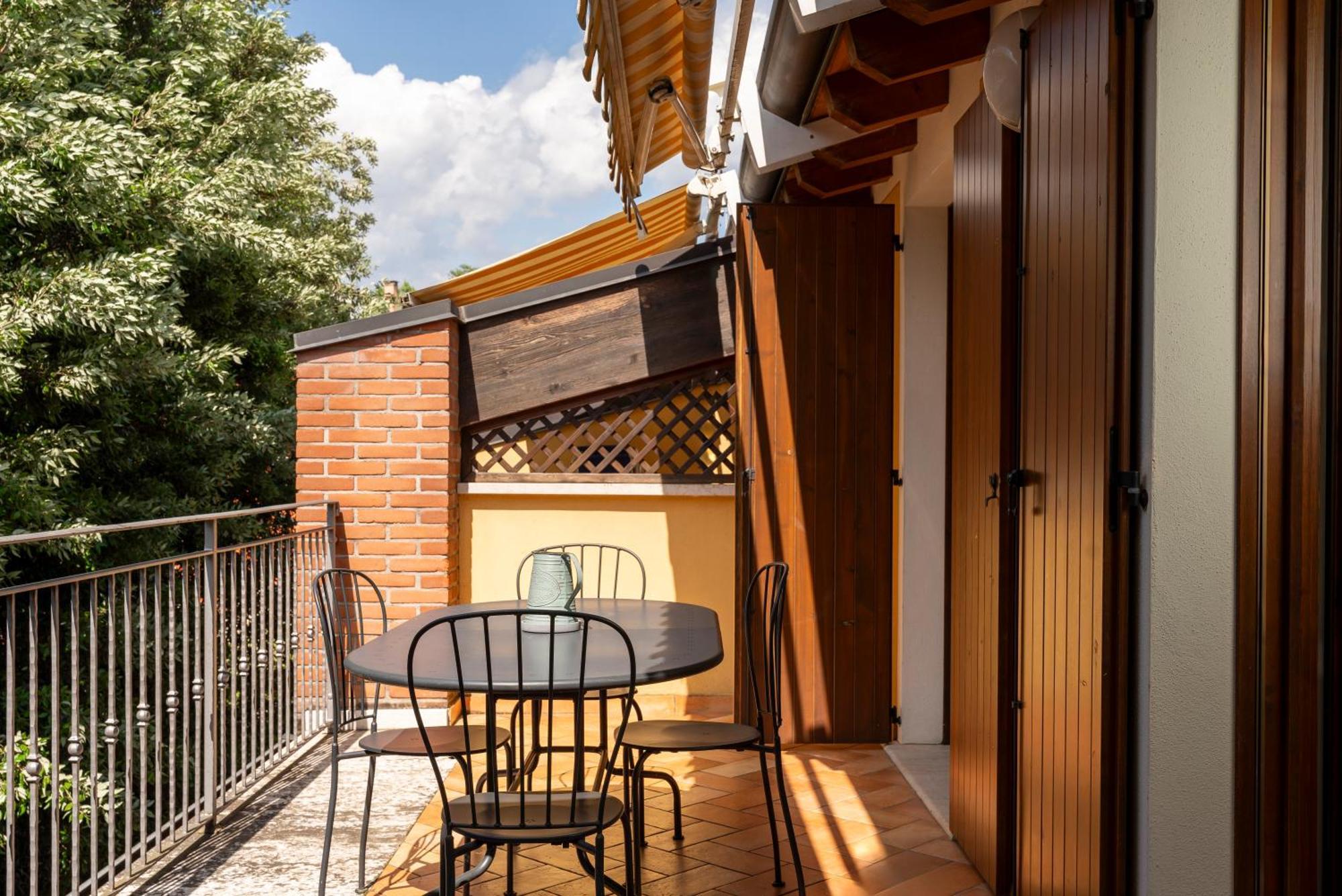 Agriturismo La Filanda Manerba del Garda Bagian luar foto