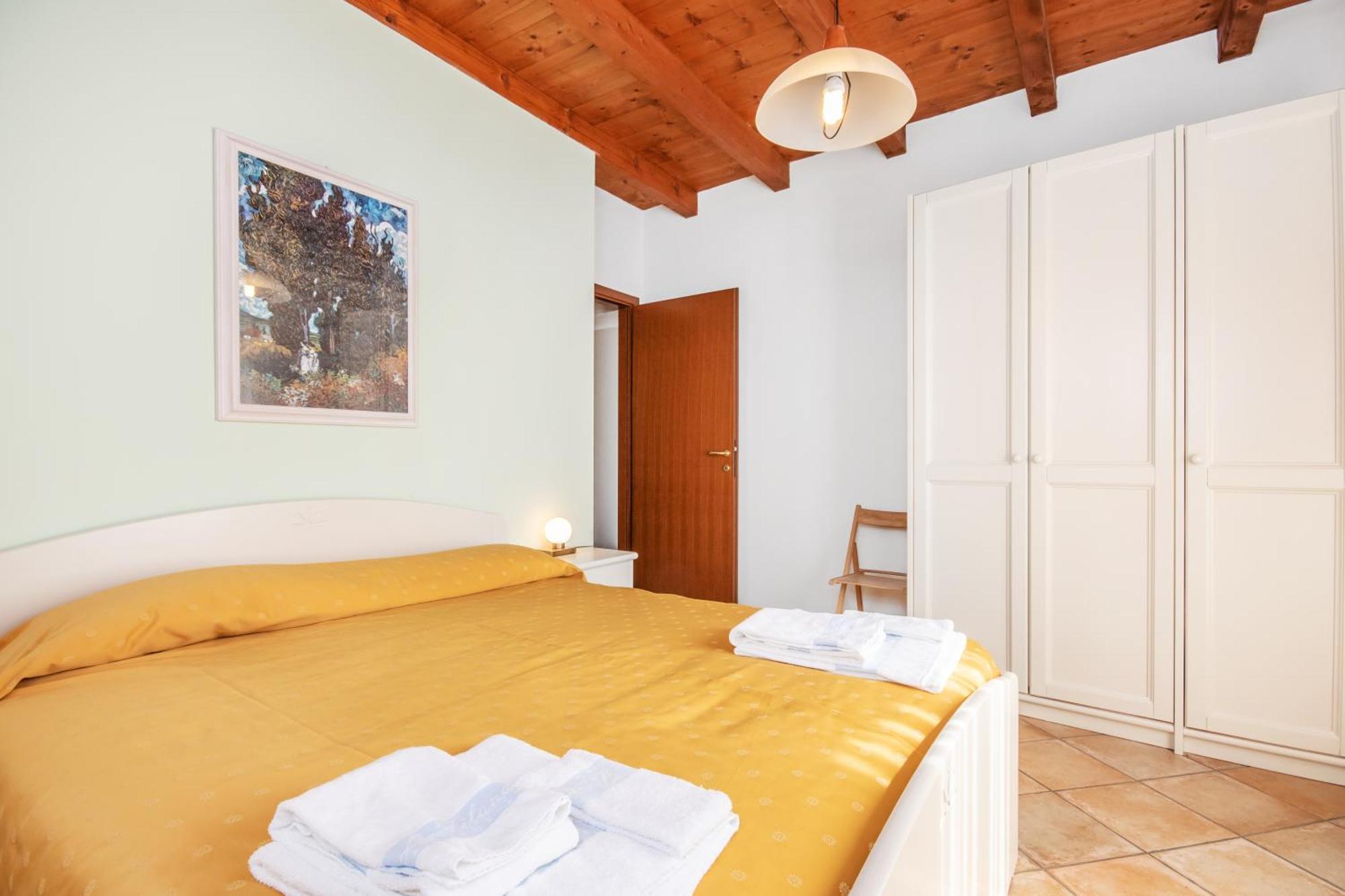 Agriturismo La Filanda Manerba del Garda Bagian luar foto